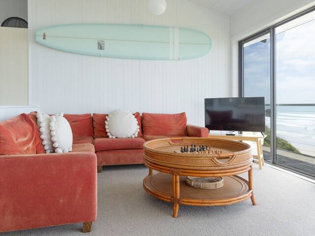 Two Two Two gallery image 5