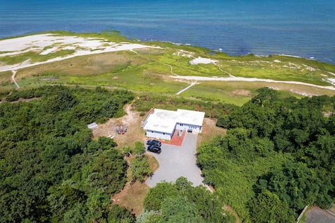 Waterfront on Cape Cod Bay!