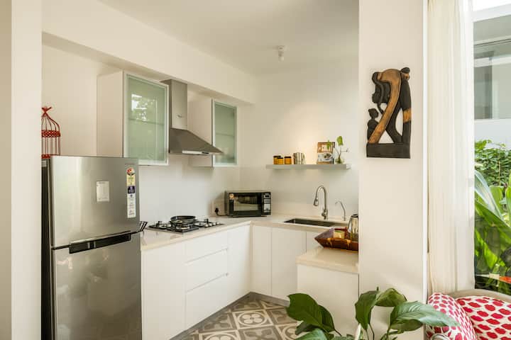 Fully equipped kitchen
