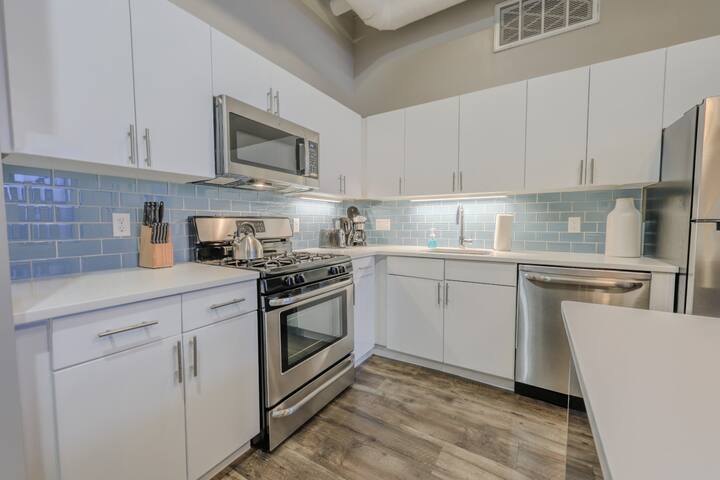 Washer/Dryer in-unit! Close to MGH & Beacon Hill gallery image 5