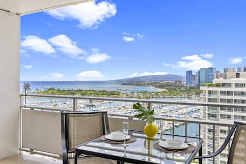 Successful Airbnb property: Ilikai on Waikiki Beach Oceanview Hotel Condo in Oahu