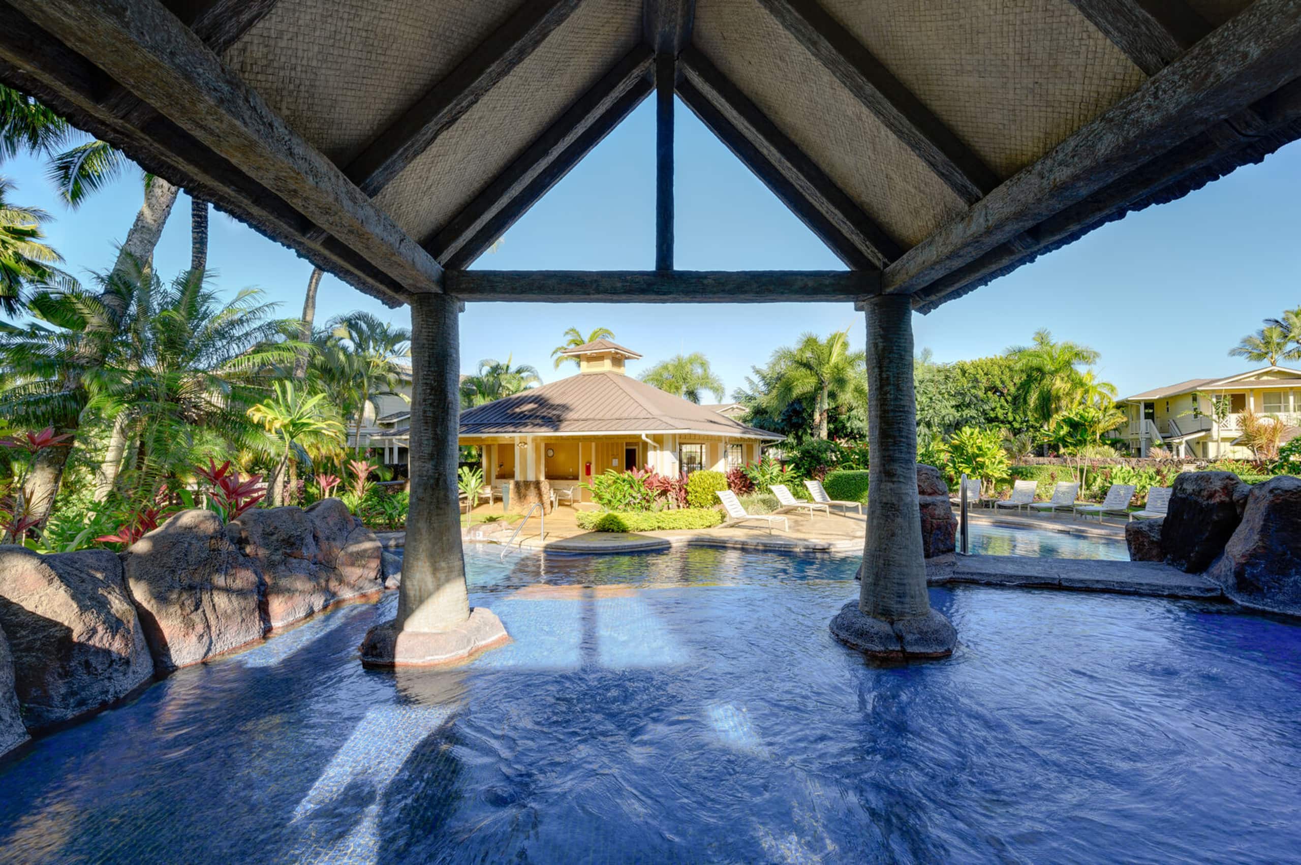 Townhouse in Princeville · ★4.95 · 3 bedrooms · 5 beds · 2.5 private baths - Image 41