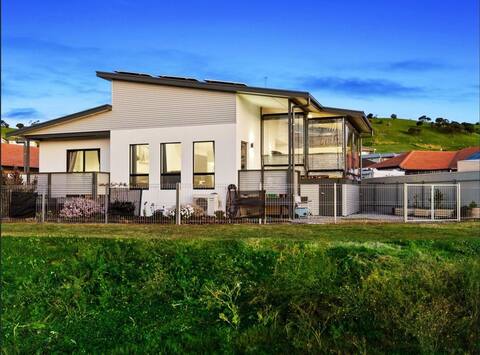 Fairway 1 - 9/19 Troon Drive