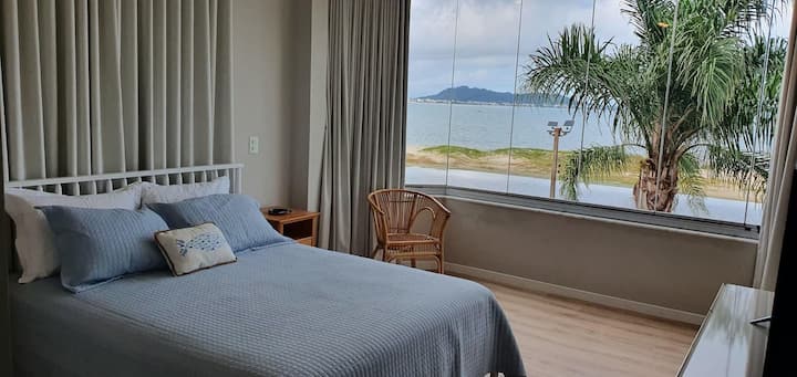 Suita "Master Sea Front"