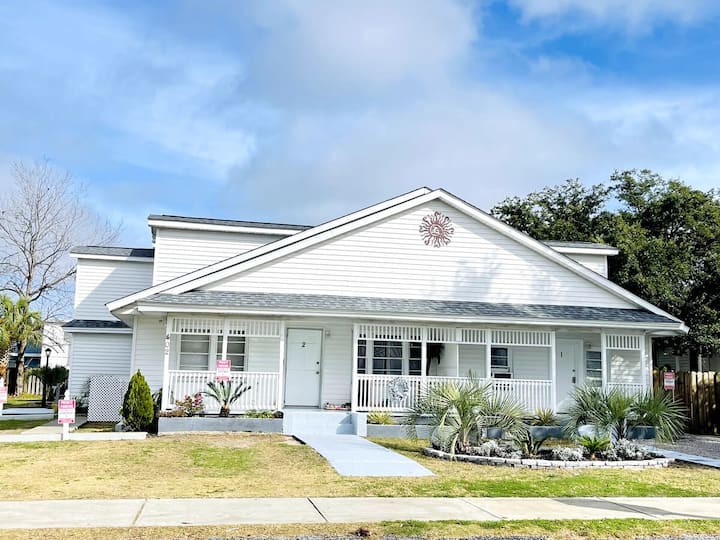 Awesome Apartment In Walking Distance To The Beach - Myrtle Beach, SC