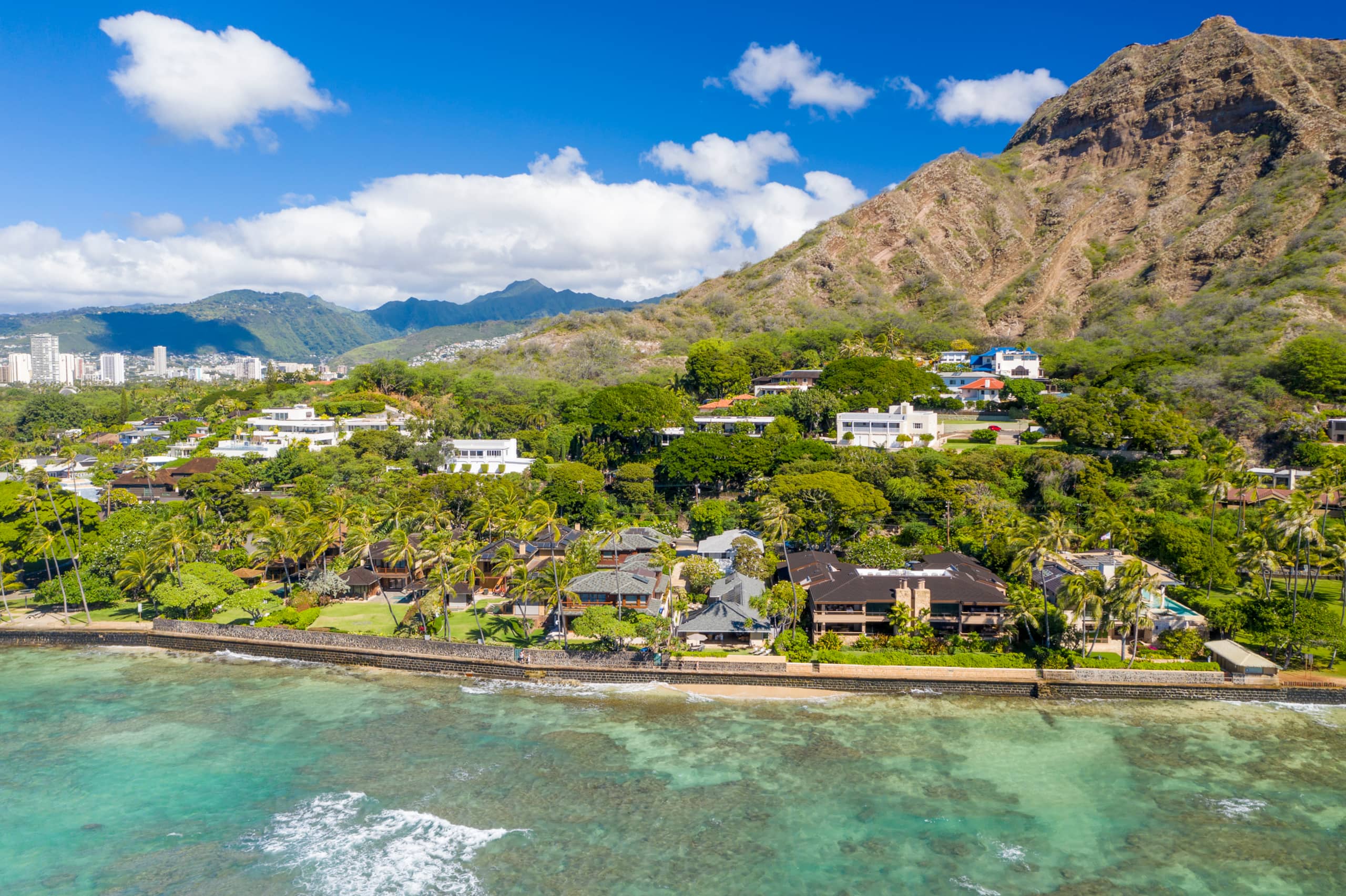 Home in Honolulu · ★4.89 · 3 bedrooms · 4 beds · 3.5 shared baths - Image 22