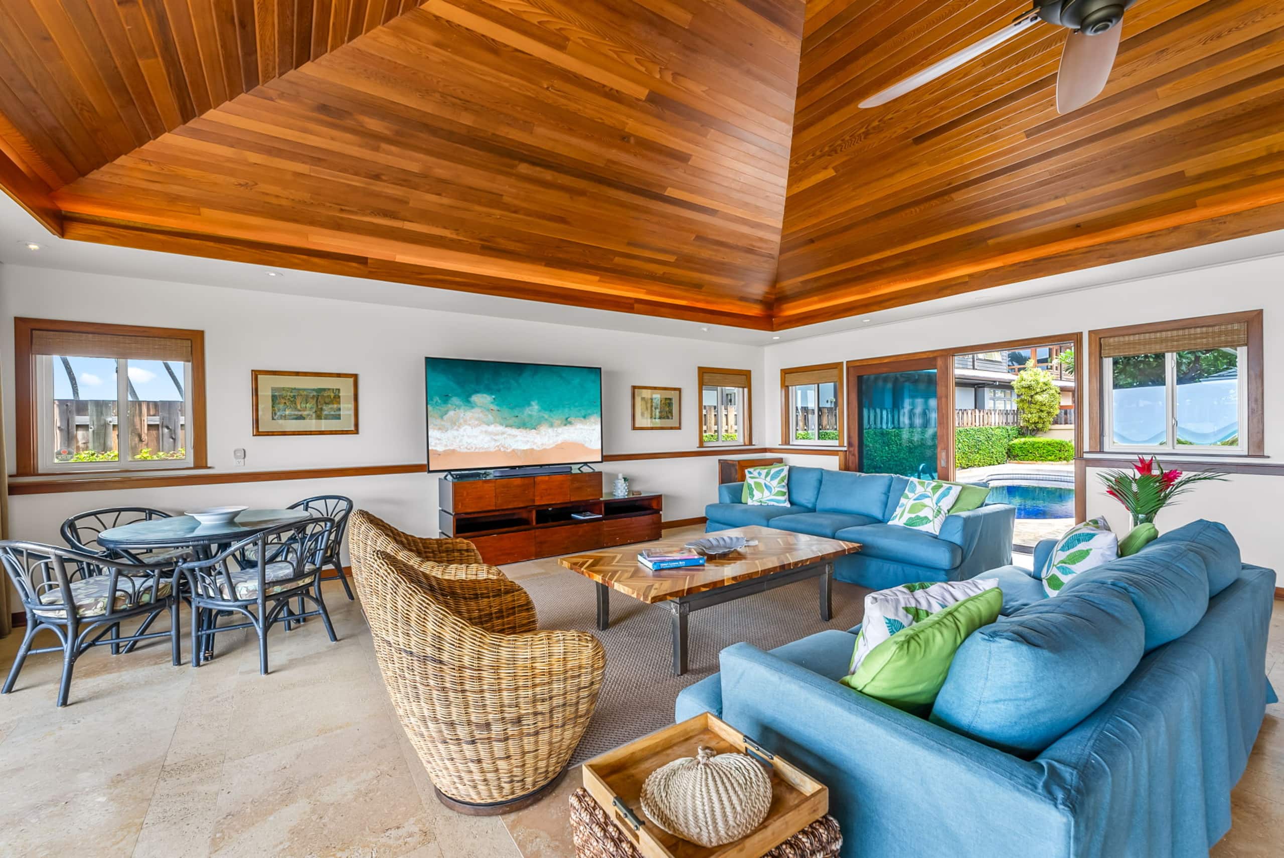Home in Honolulu · ★4.89 · 3 bedrooms · 4 beds · 3.5 shared baths - Image 7