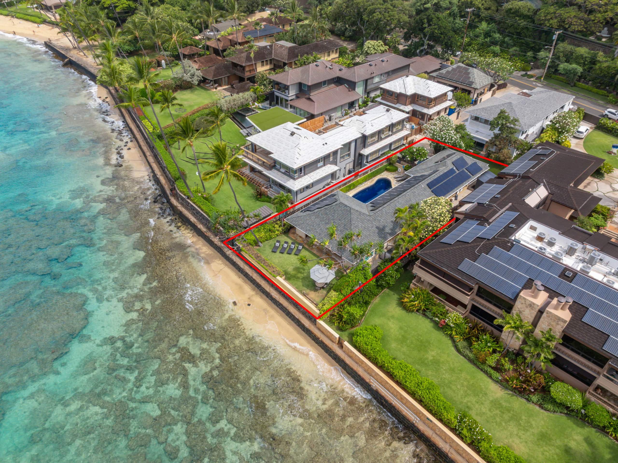 Home in Honolulu · ★4.89 · 3 bedrooms · 4 beds · 3.5 shared baths - Image 26
