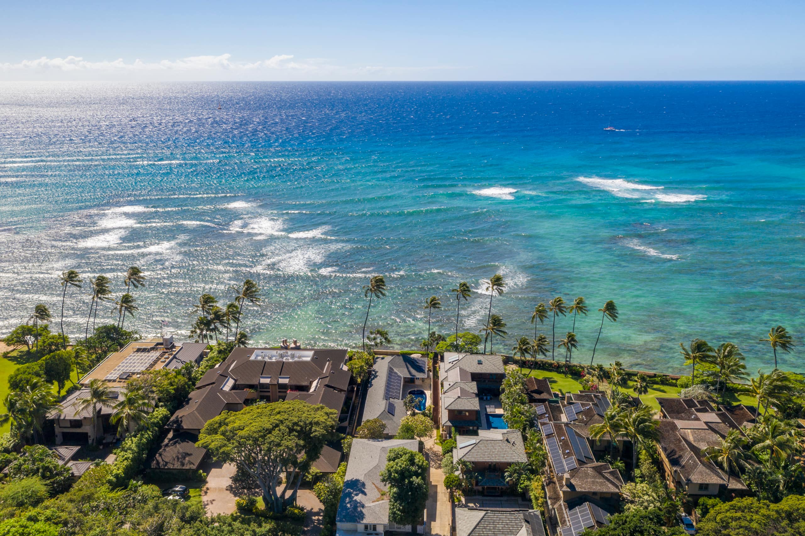 Home in Honolulu · ★4.89 · 3 bedrooms · 4 beds · 3.5 shared baths - Image 23