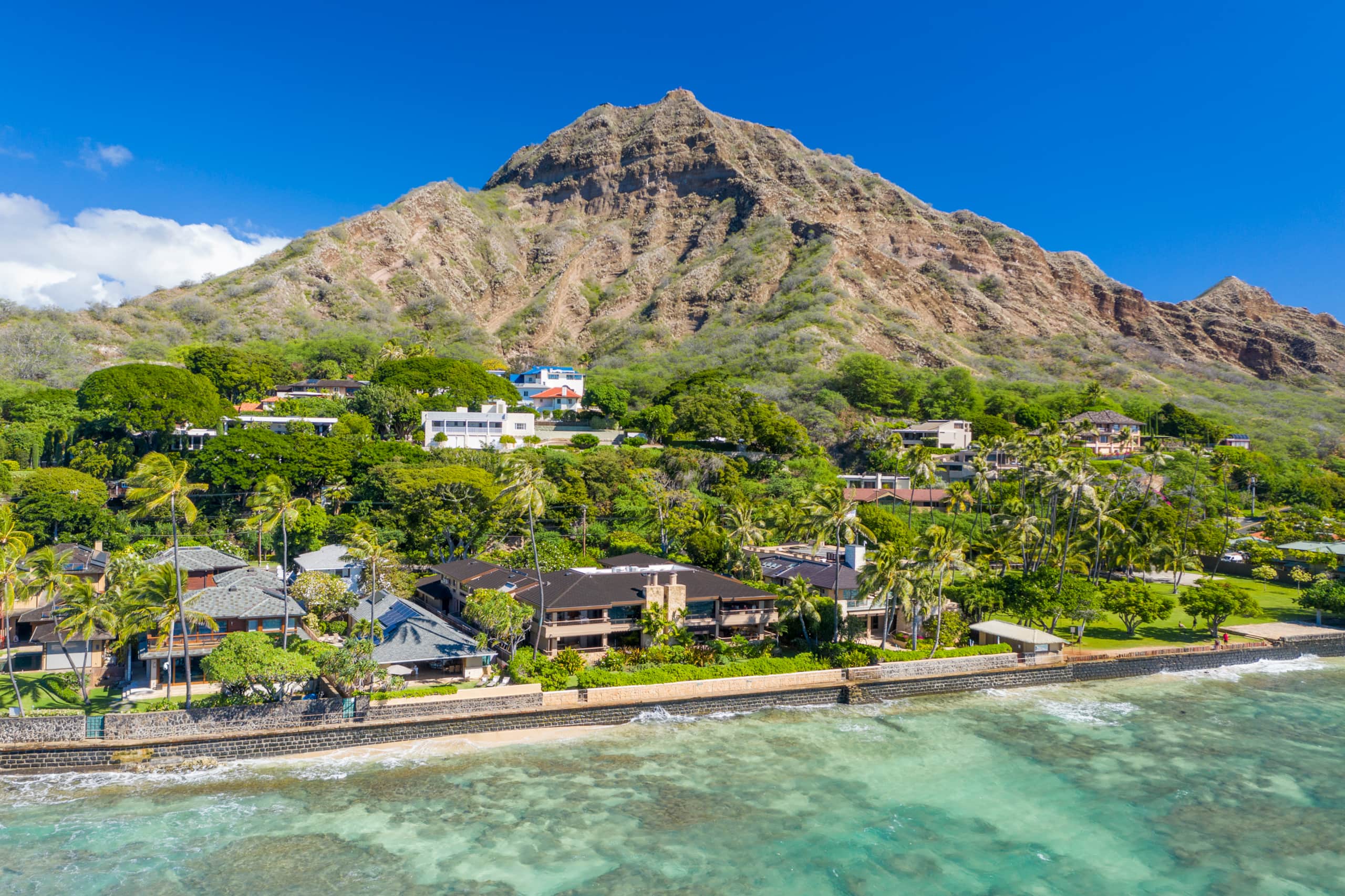 Home in Honolulu · ★4.89 · 3 bedrooms · 4 beds · 3.5 shared baths - Image 21