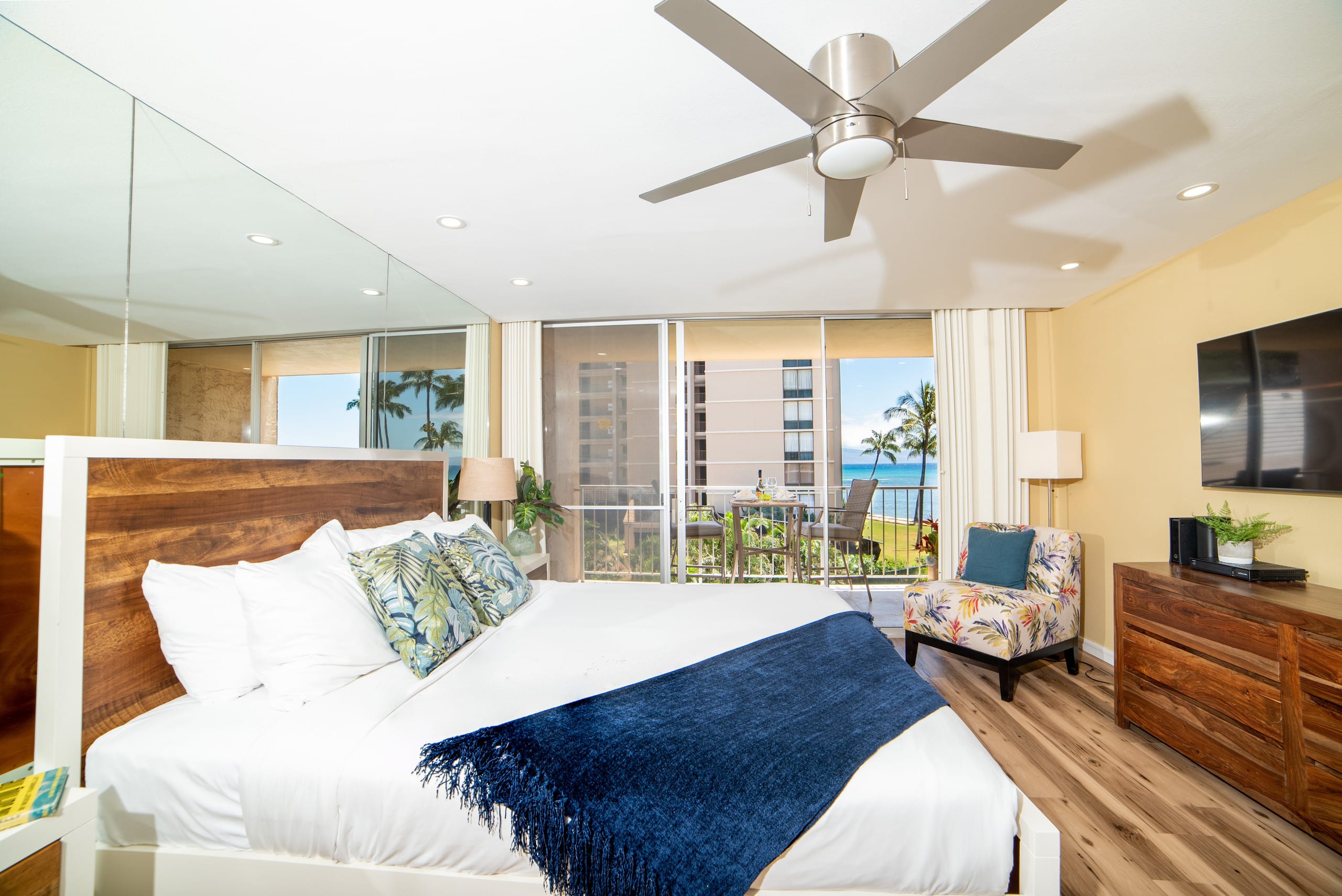 Condo in Lahaina · ★4.69 · 1 bedroom · 1 bed · 1 bath - Image 11