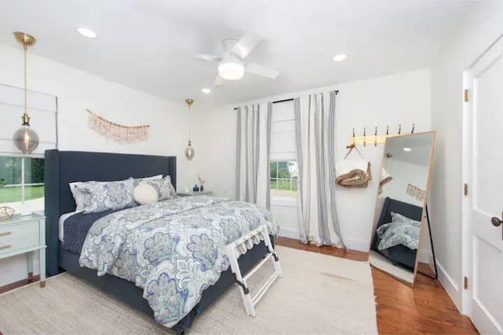 Bedroom 1, ground floor. Queen size bed and a full closet.