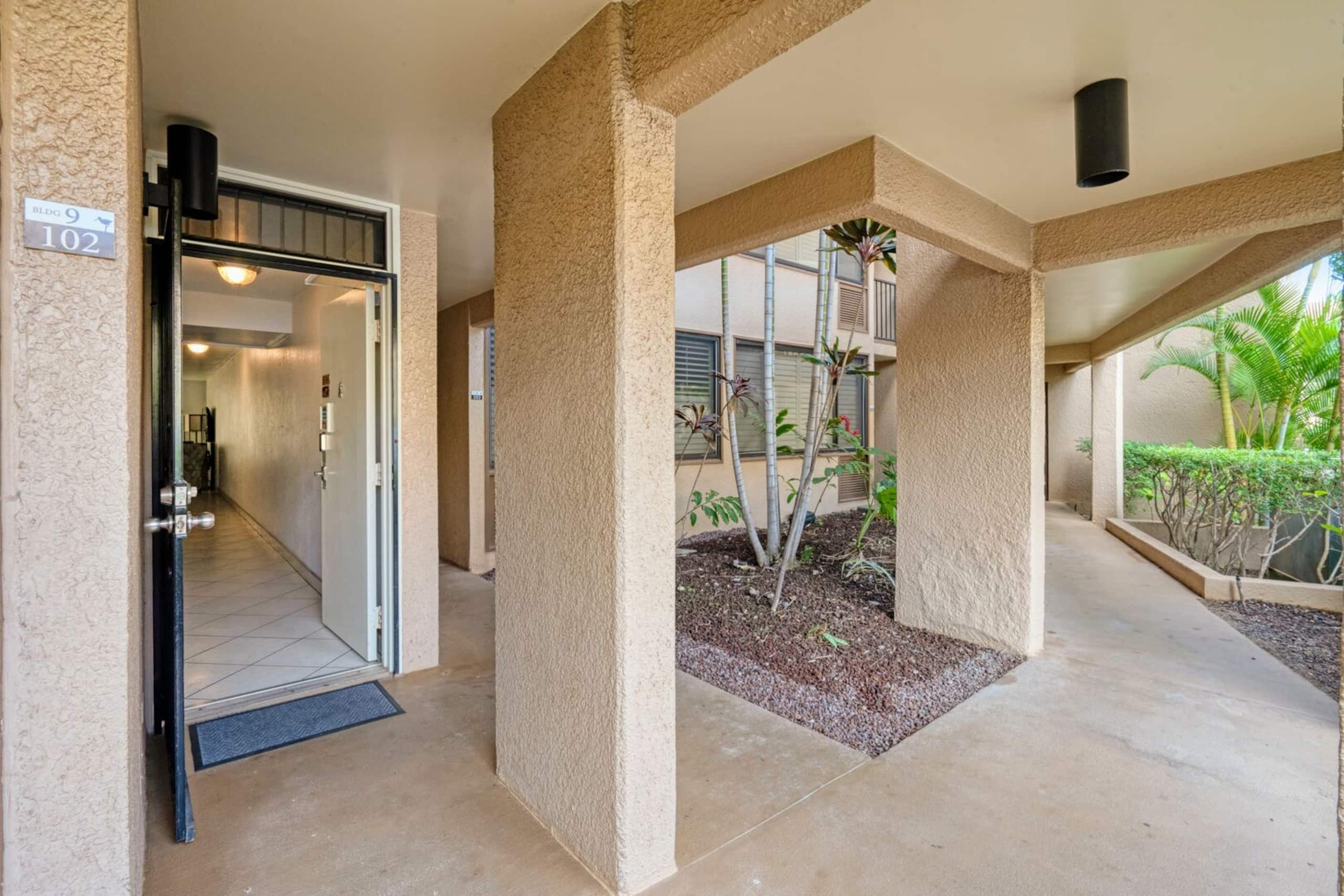 Condo in Kihei · ★4.5 · 1 bedroom · 2 beds · 2 baths - Image 10
