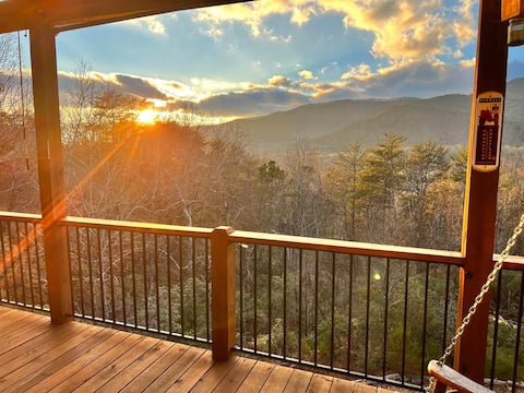 No Service Fee, Views, Hot Tub, Arcade, Pool Table