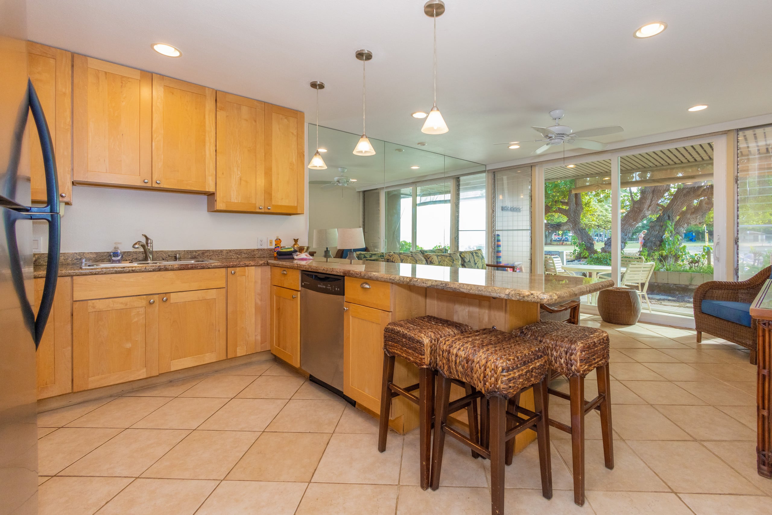 Condo in Lahaina · ★4.97 · 1 bedroom · 1 bed · 1 bath - Image 9