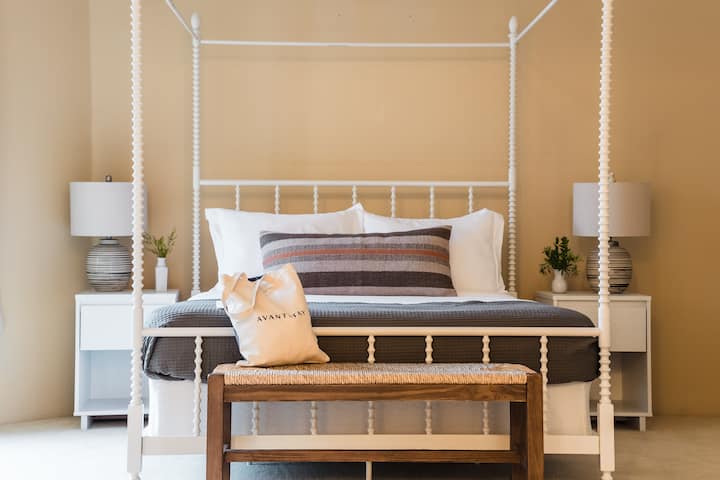 Спалня 2 има двойно легло.