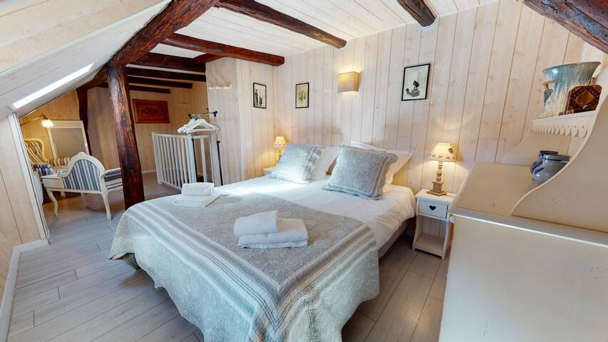 Marie Et Son Équipe managed Airbnb listing 2