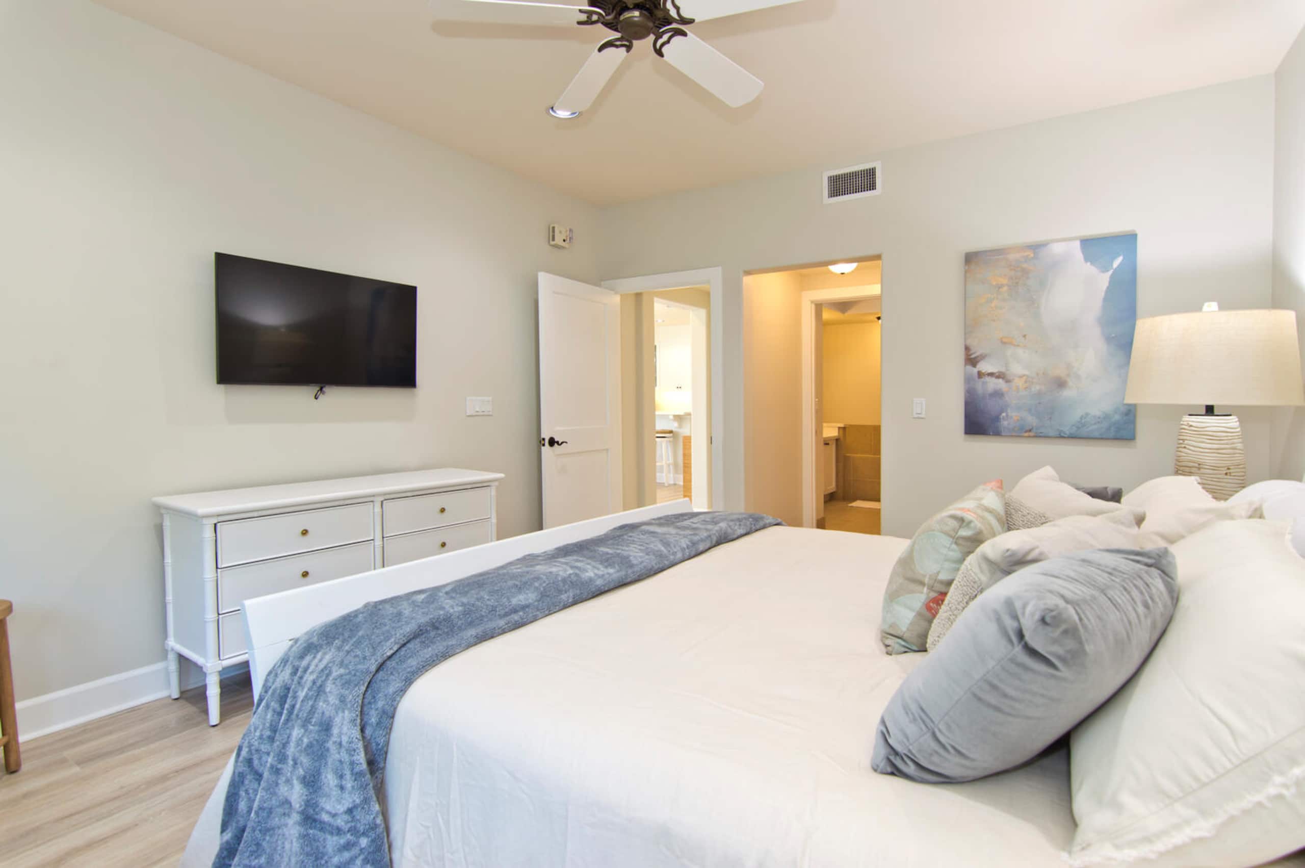 Condo in Waikoloa Beach Resort · ★4.87 · 3 bedrooms · 4 beds · 2 baths - Photo 3