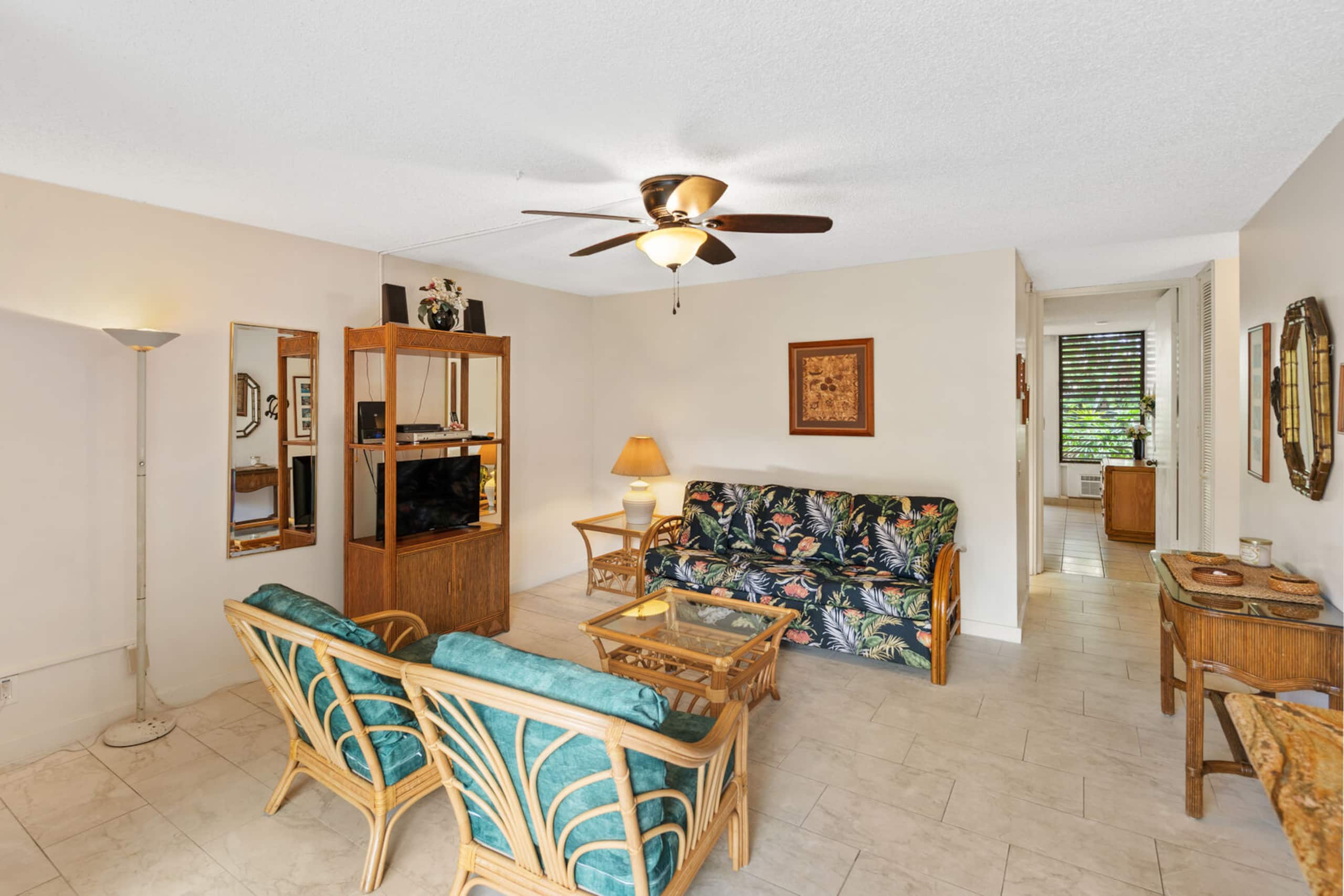 Condo in Kailua-Kona · ★4.63 · 1 bedroom · 2 beds · 1 private bath - Image 31