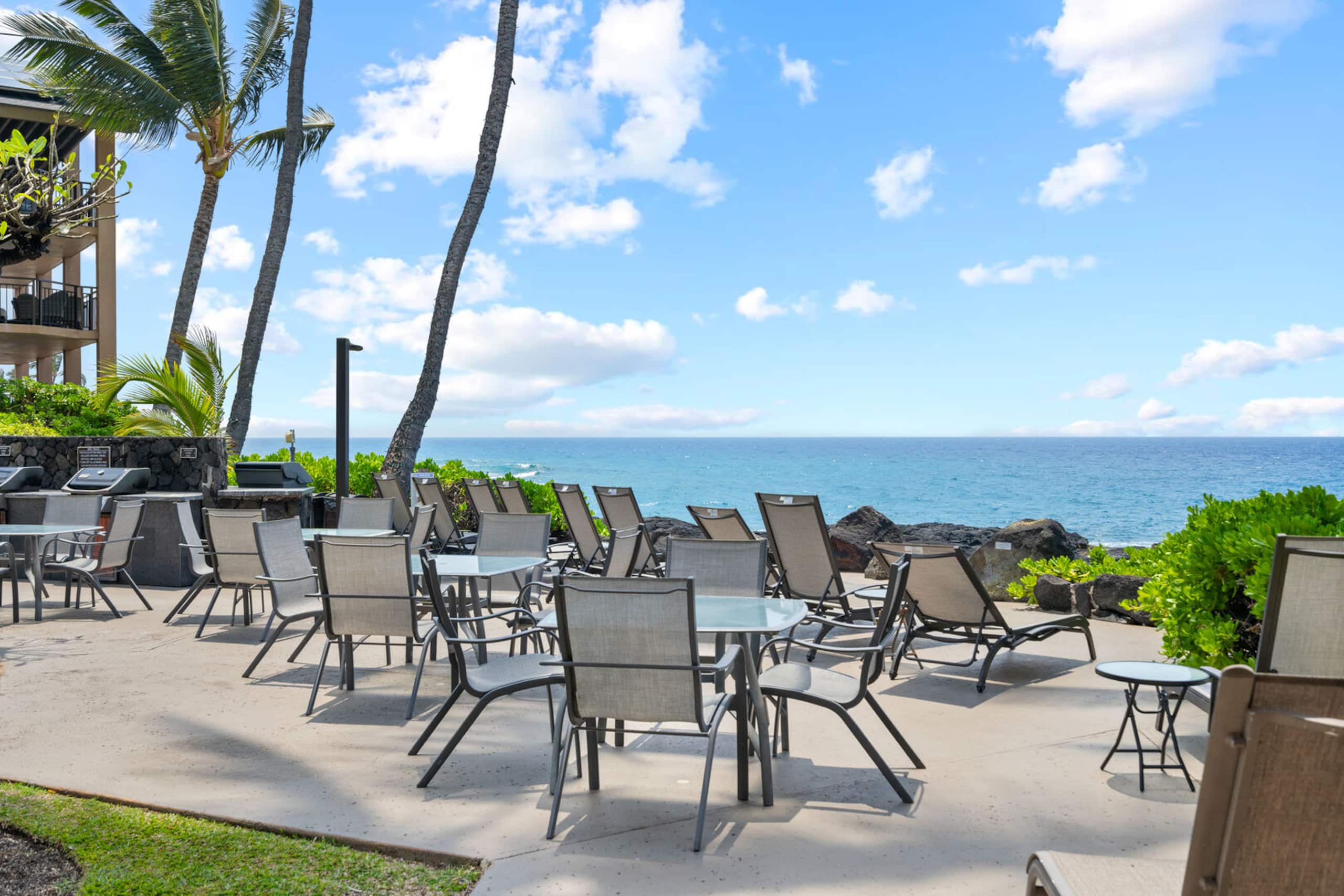Condo in Kailua-Kona · ★4.63 · 1 bedroom · 2 beds · 1 private bath - Image 34