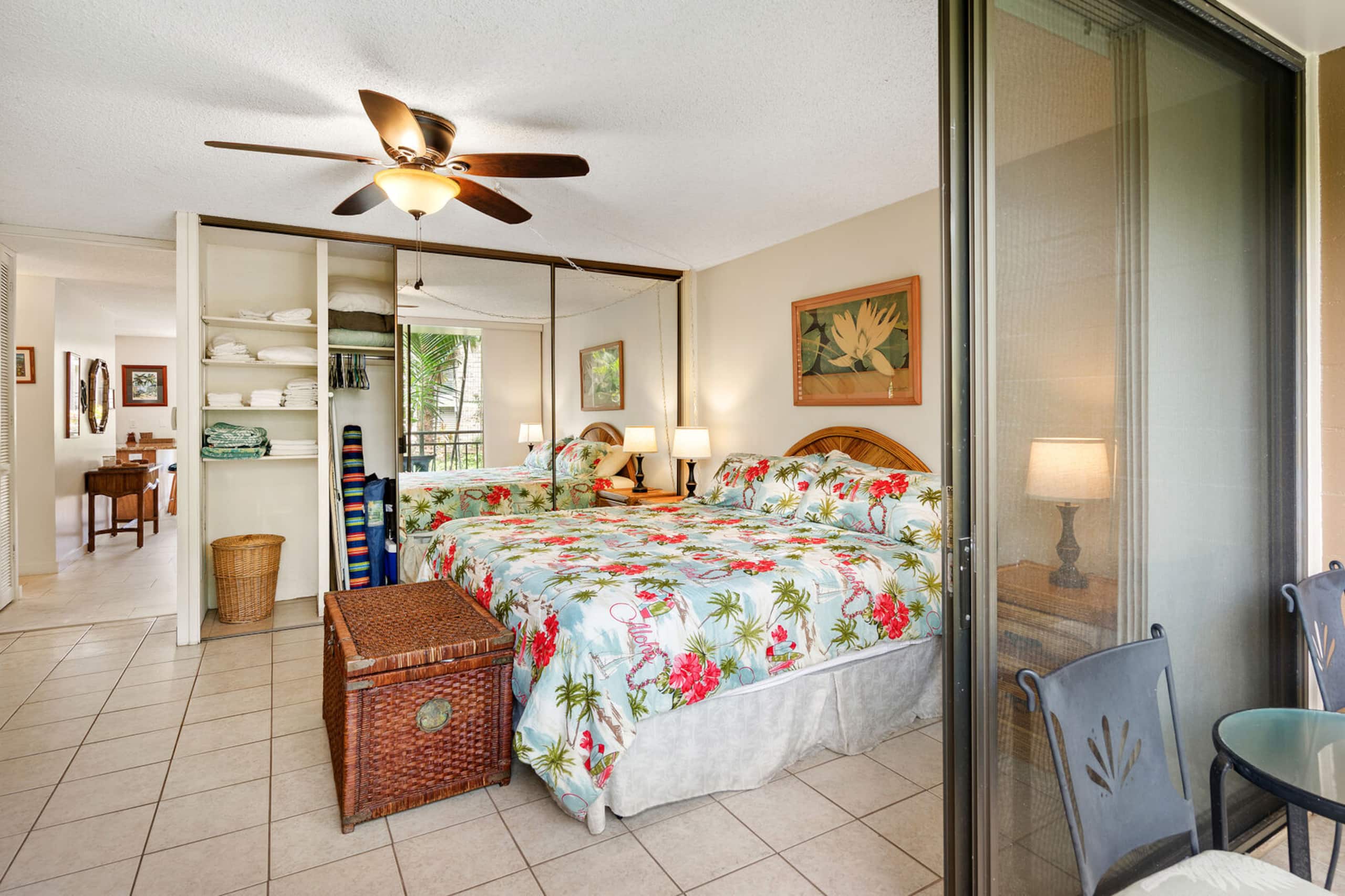 Condo in Kailua-Kona · ★4.63 · 1 bedroom · 2 beds · 1 private bath - Image 7