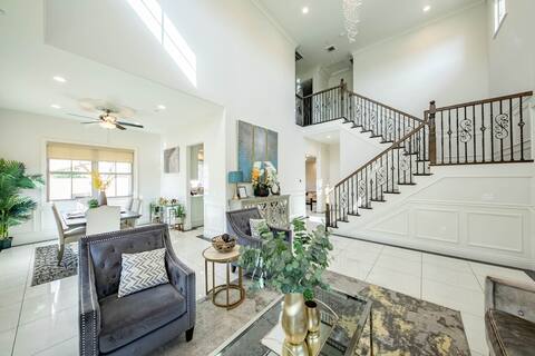 "New & Modern Home in · PerfectLargeParty/DtownLA/
