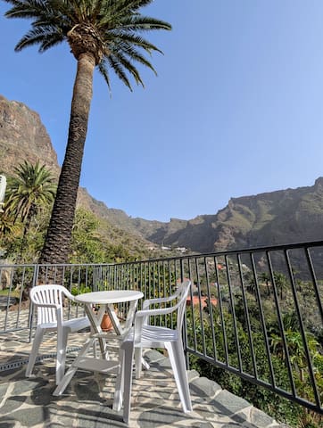 Canary Homes Collection managed Airbnb listing 2