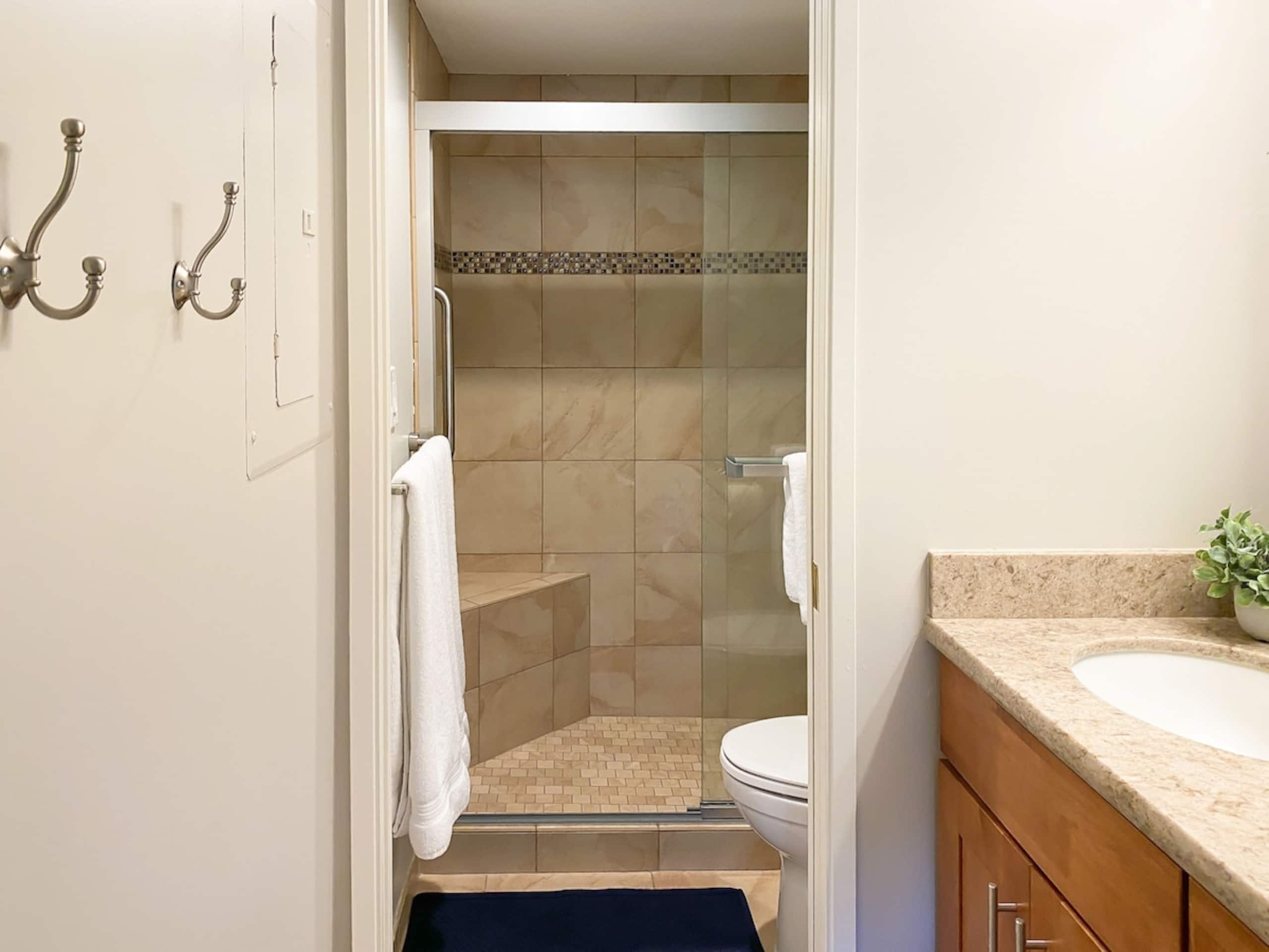 Condo in Kihei · ★4.7 · 1 bedroom · 2 beds · 1 bath - Image 16