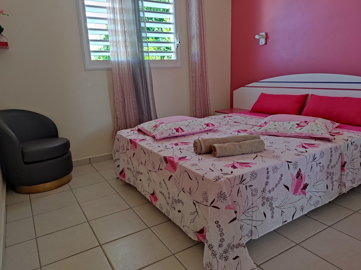 Zozio Kréyol Cottage Room - Pointe Noire City, Guadeloupe