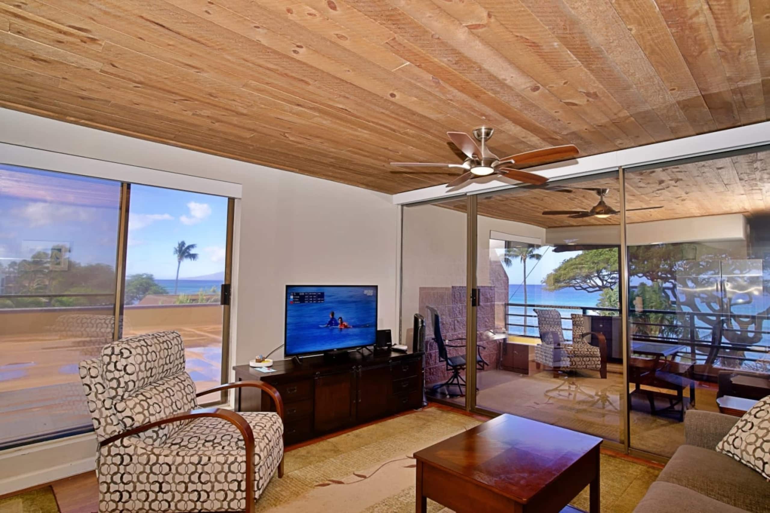 Condo in Lahaina · ★4.86 · 1 bedroom · 2 beds · 1 private bath - Image 3