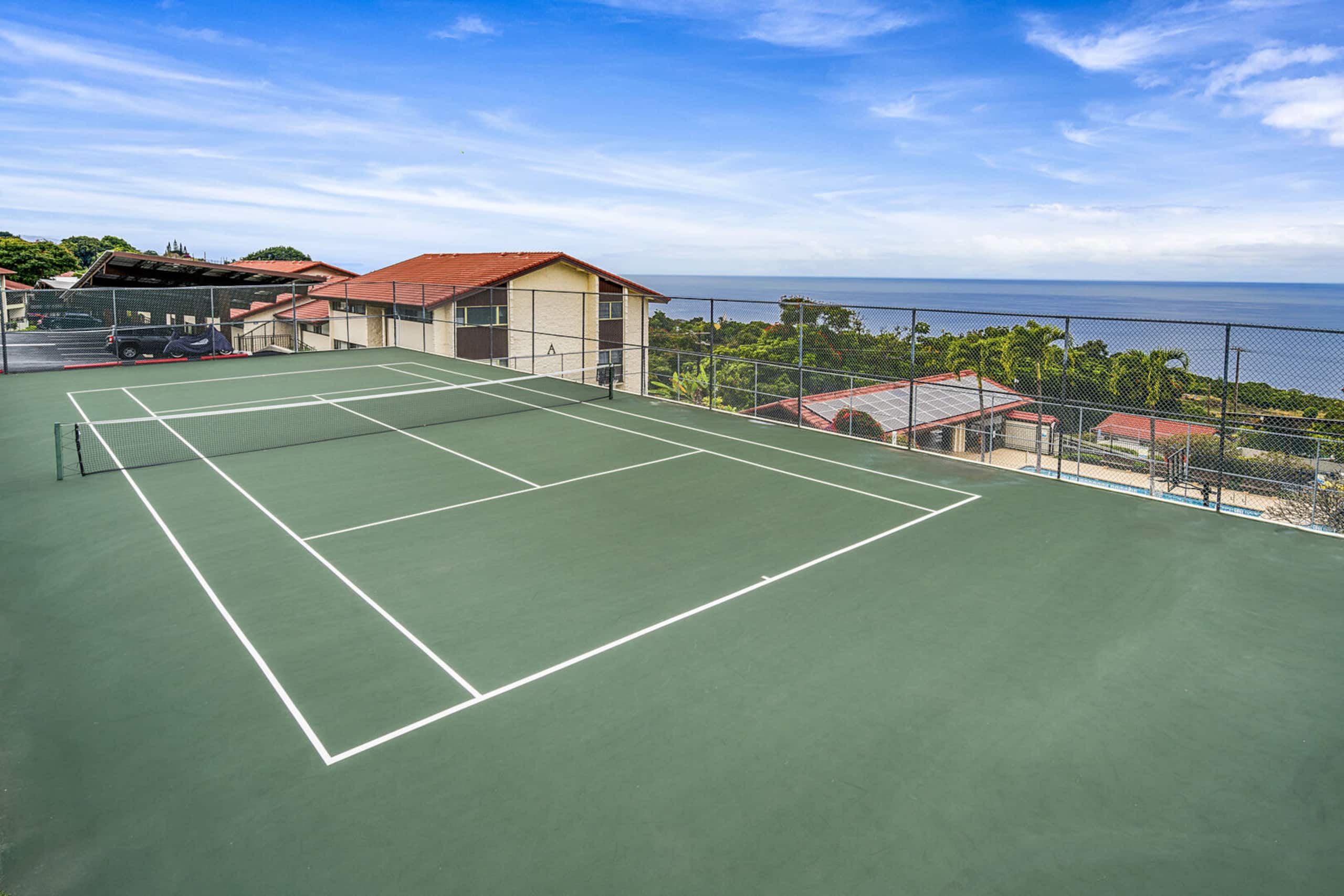 Condo in Kailua-Kona · ★4.8 · 2 bedrooms · 2 beds · 2 private baths - Image 31