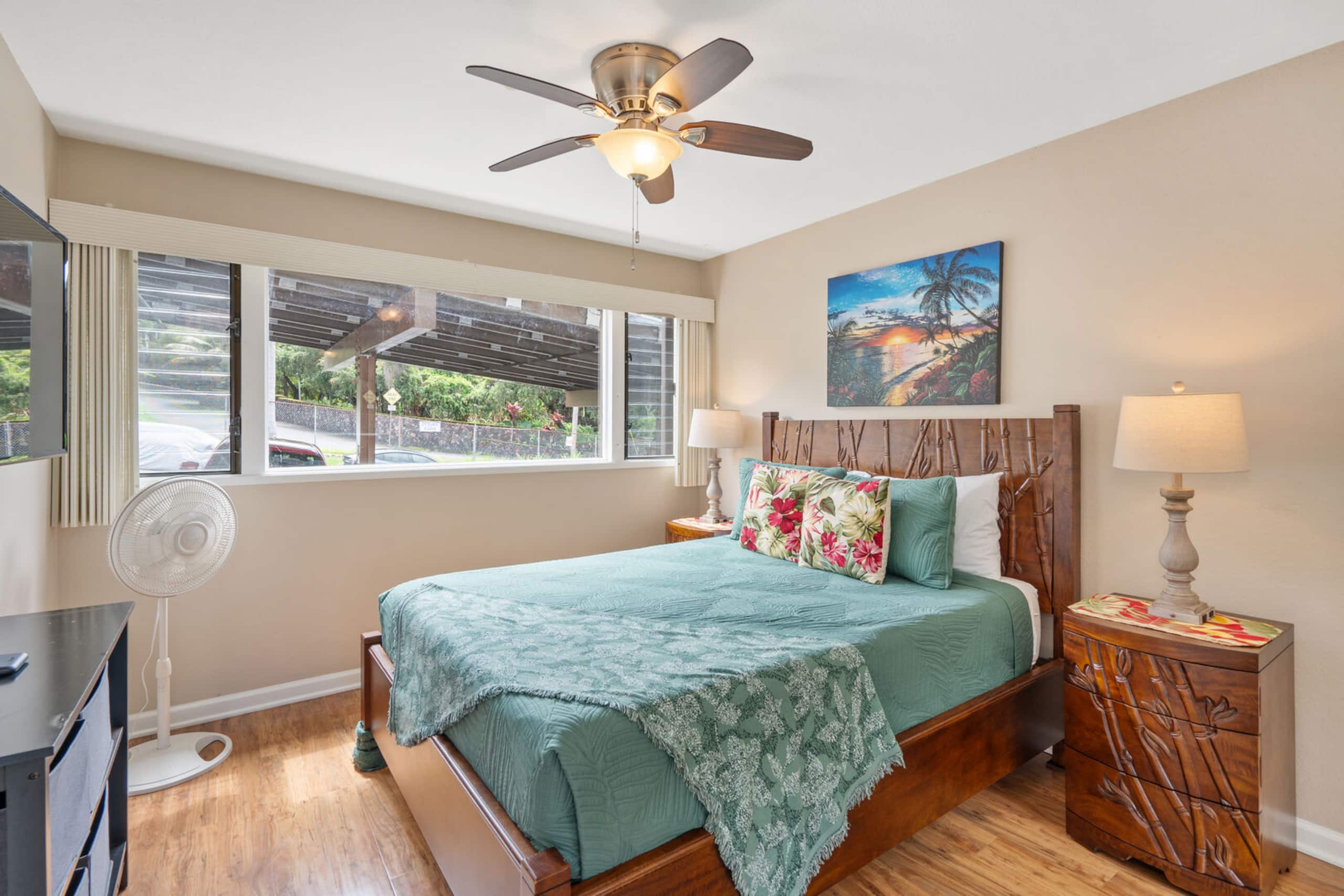 Condo in Kailua-Kona · ★4.8 · 2 bedrooms · 2 beds · 2 private baths - Image 11