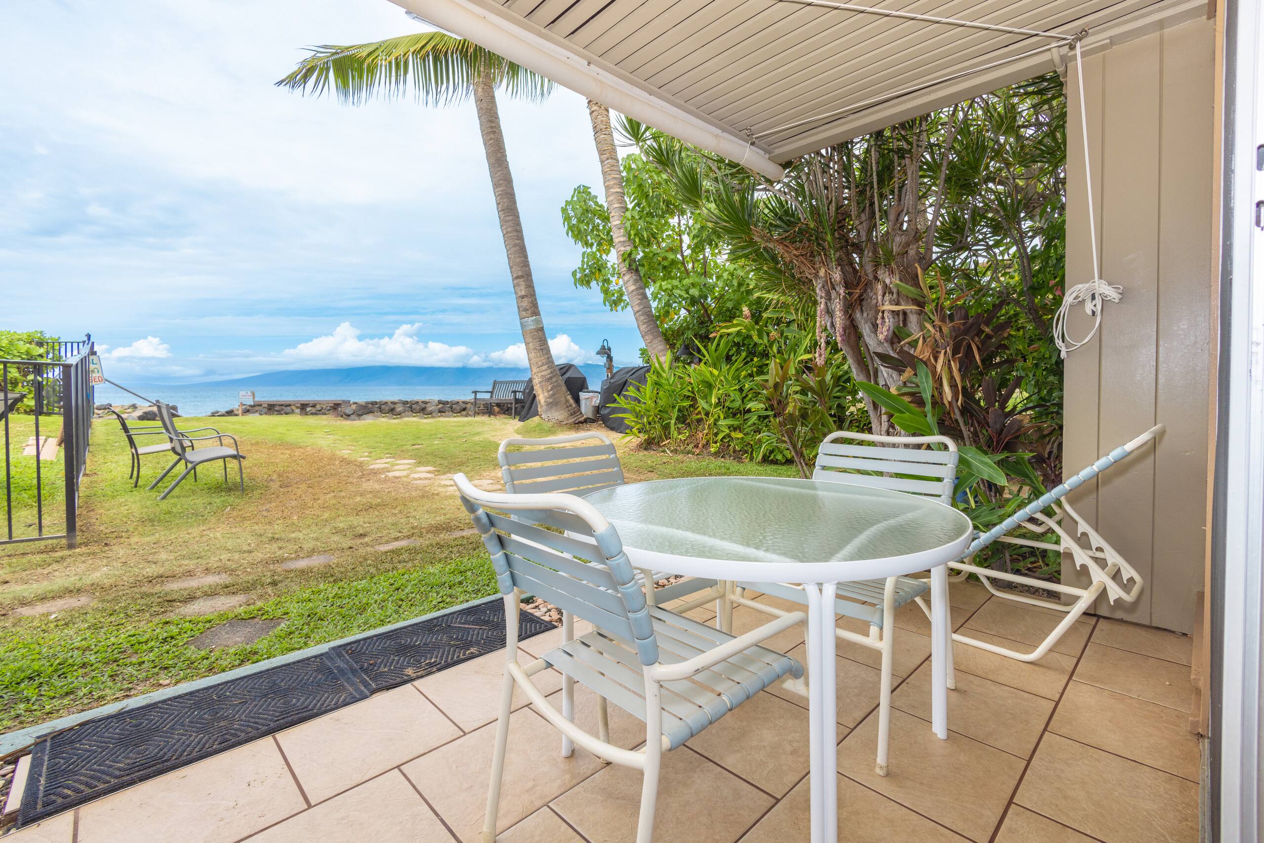 Condo in Lahaina · ★4.79 · 2 bedrooms · 3 beds · 1 private bath - Image 26