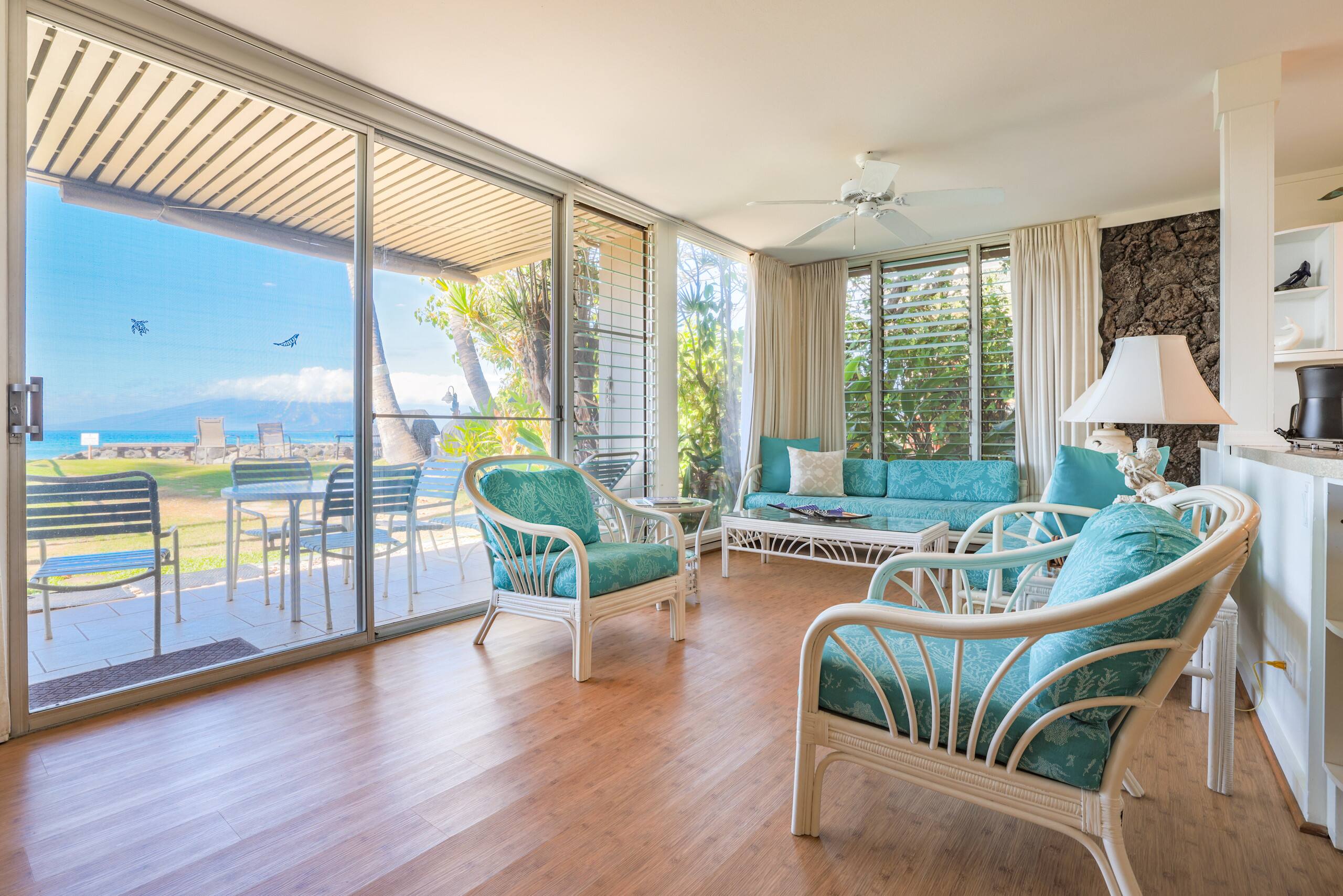 Condo in Lahaina · ★4.79 · 2 bedrooms · 3 beds · 1 private bath - Image 7