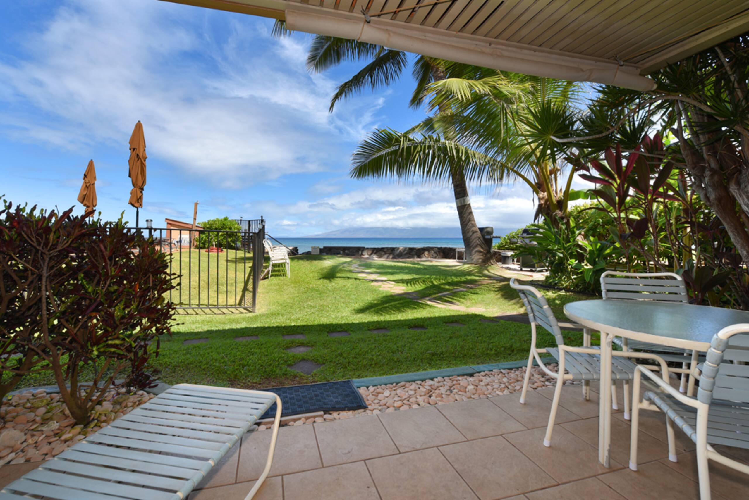 Condo in Lahaina · ★4.79 · 2 bedrooms · 3 beds · 1 private bath - Image 27