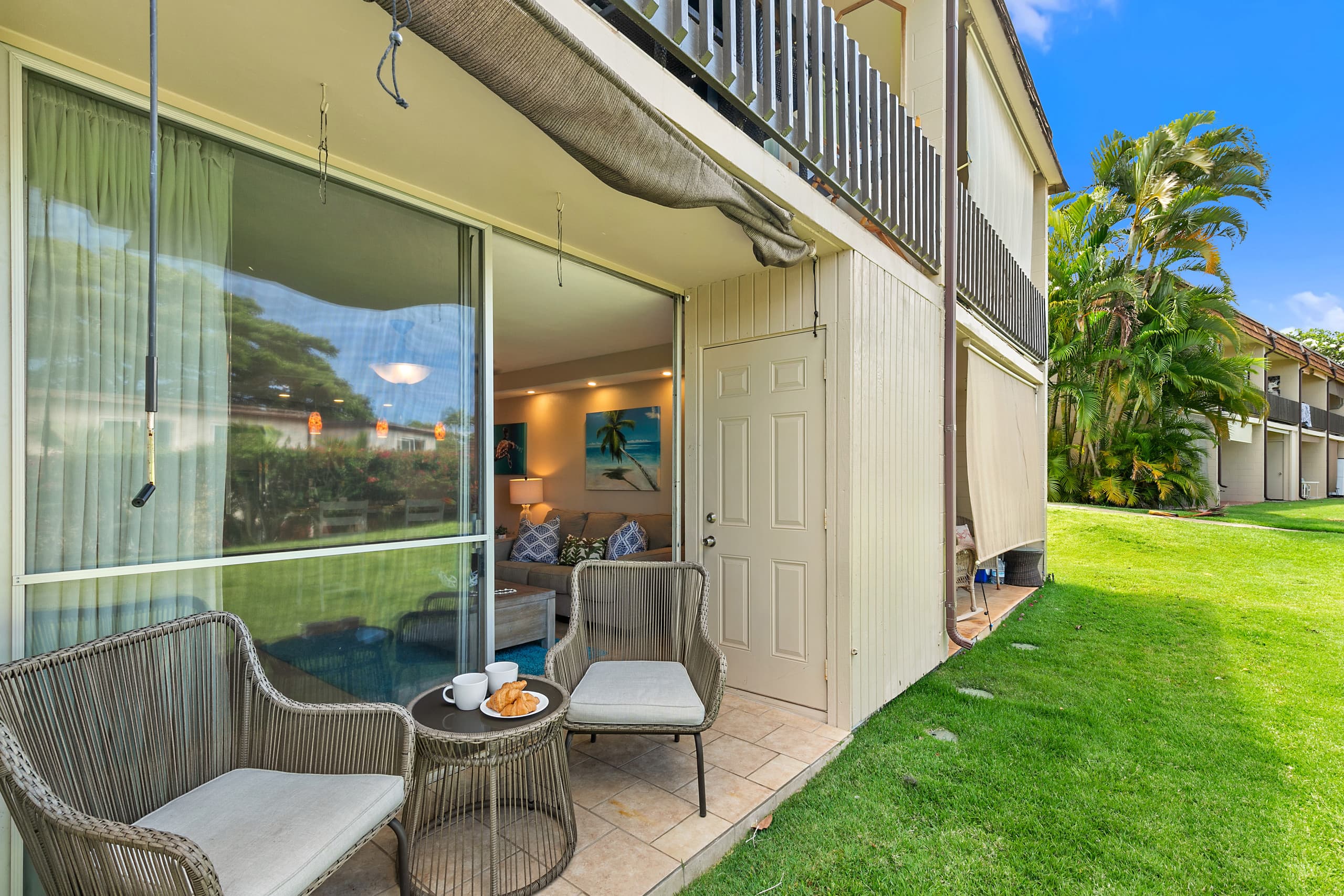Condo in Lahaina · ★4.69 · 1 bedroom · 2 beds · 1 private bath - Image 18