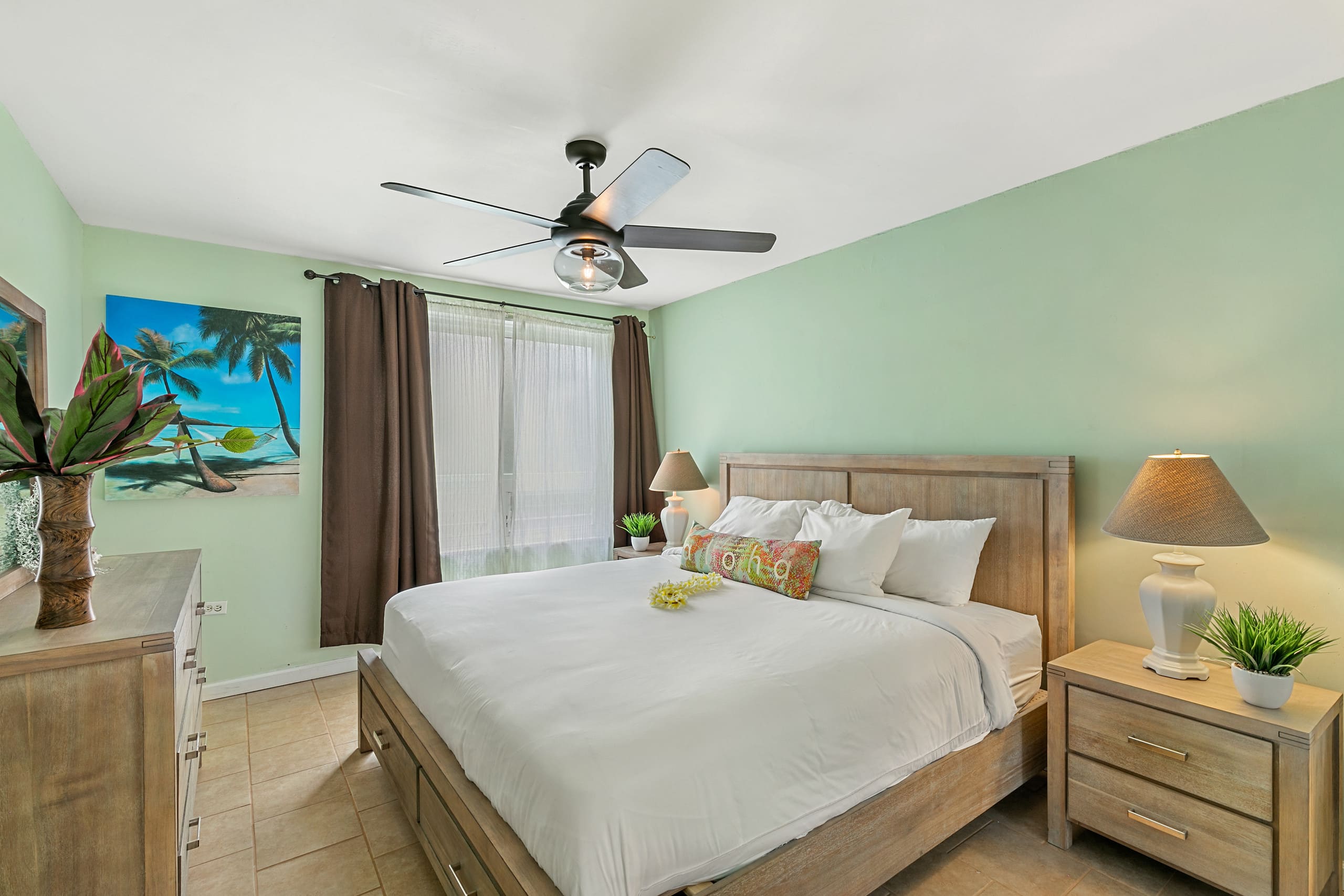 Condo in Lahaina · ★4.69 · 1 bedroom · 2 beds · 1 private bath - Image 13