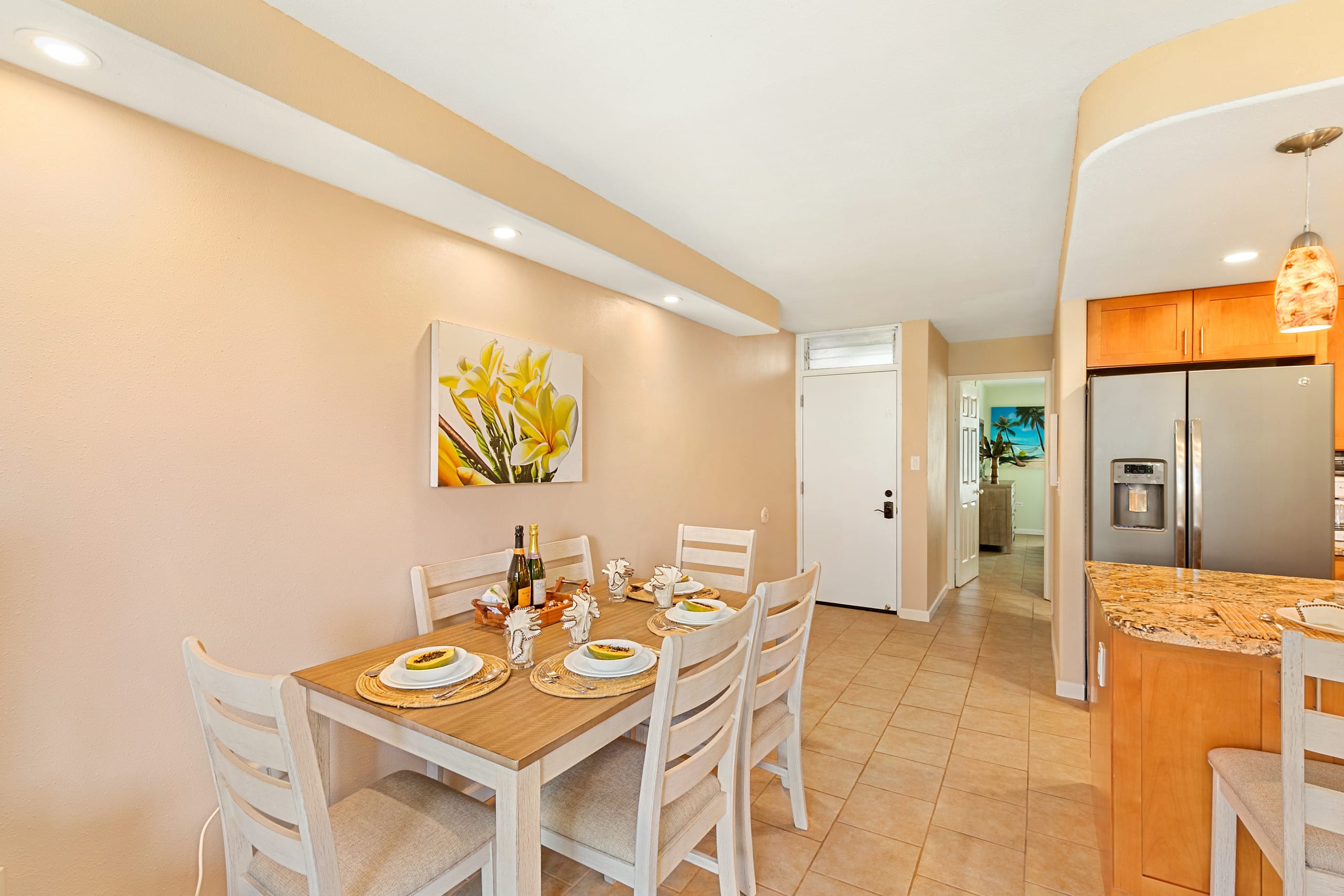 Condo in Lahaina · ★4.69 · 1 bedroom · 2 beds · 1 private bath - Image 12