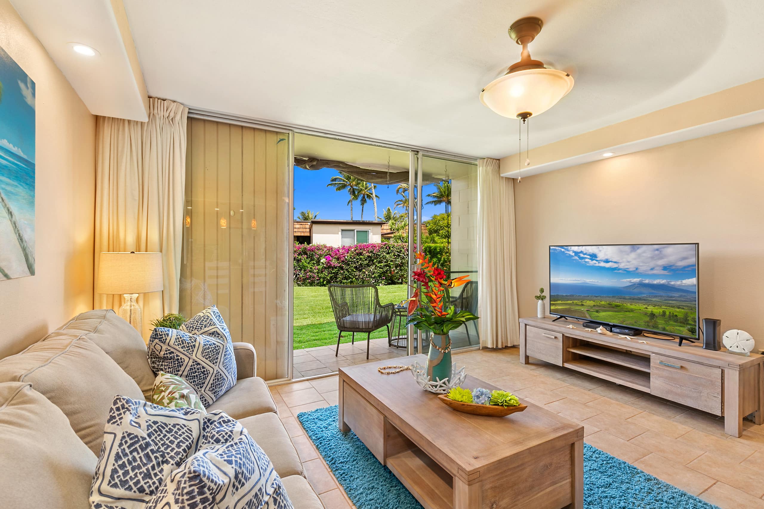 Condo in Lahaina · ★4.69 · 1 bedroom · 2 beds · 1 private bath - Image 2