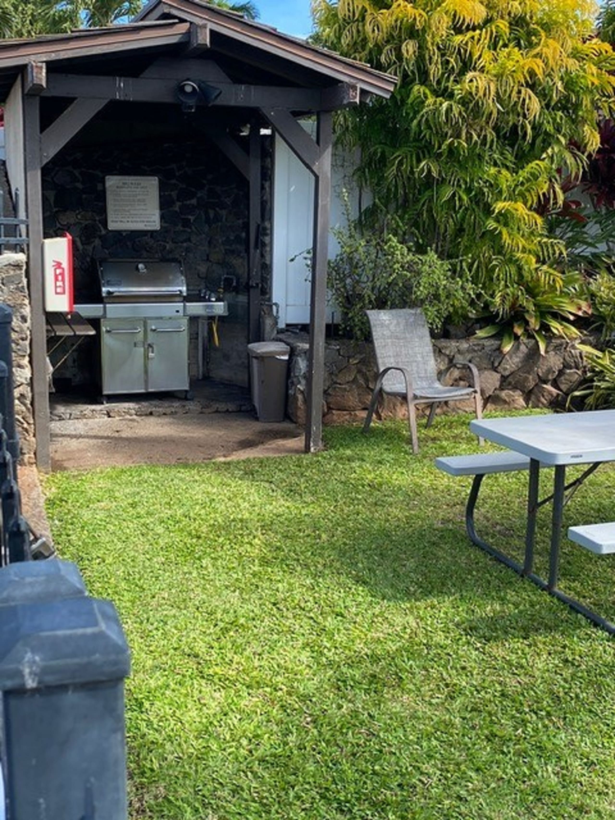 Condo in Lahaina · ★4.69 · 1 bedroom · 2 beds · 1 private bath - Image 22