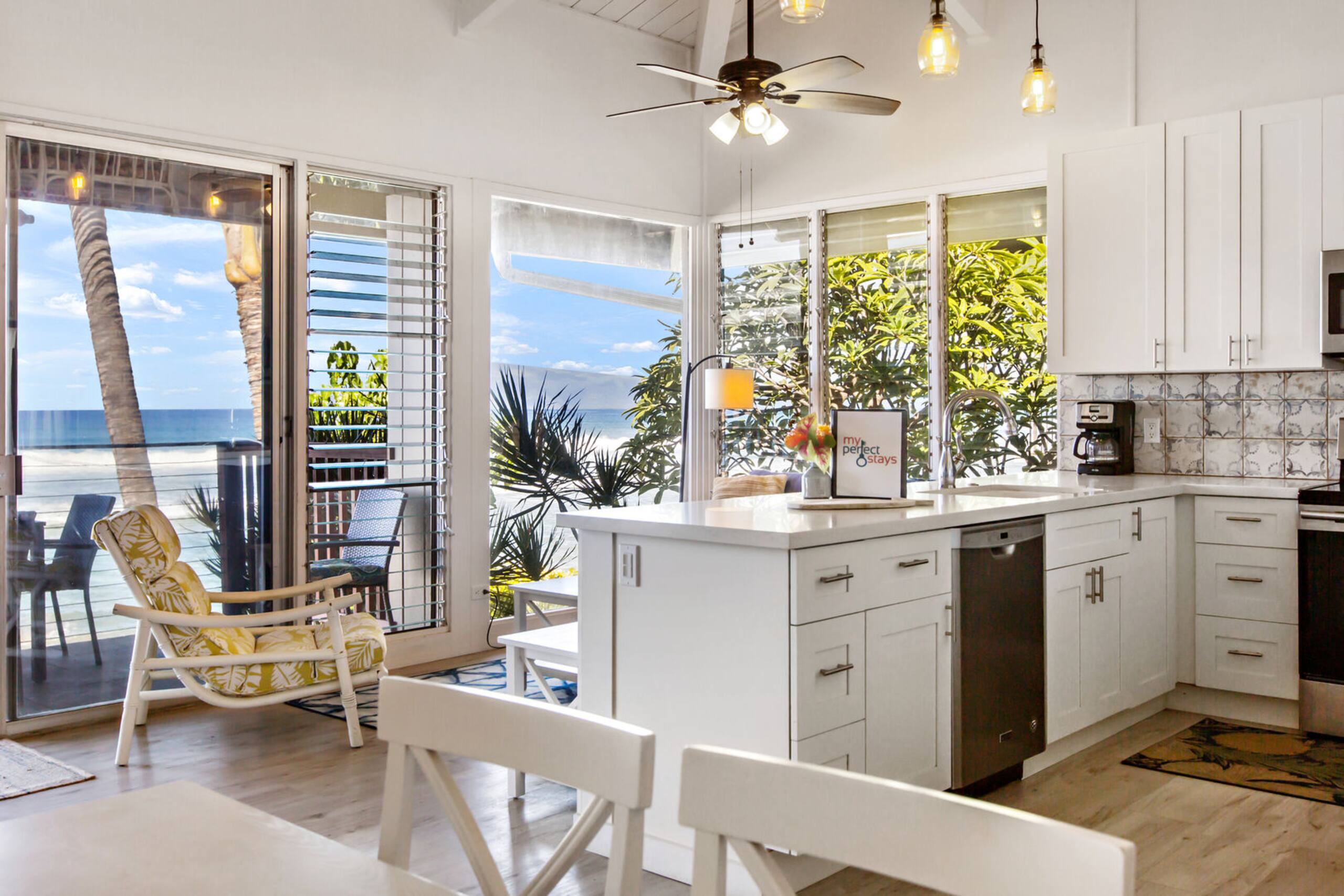 Condo in Lahaina · ★4.65 · 3 bedrooms · 4 beds · 2 baths - Image 12