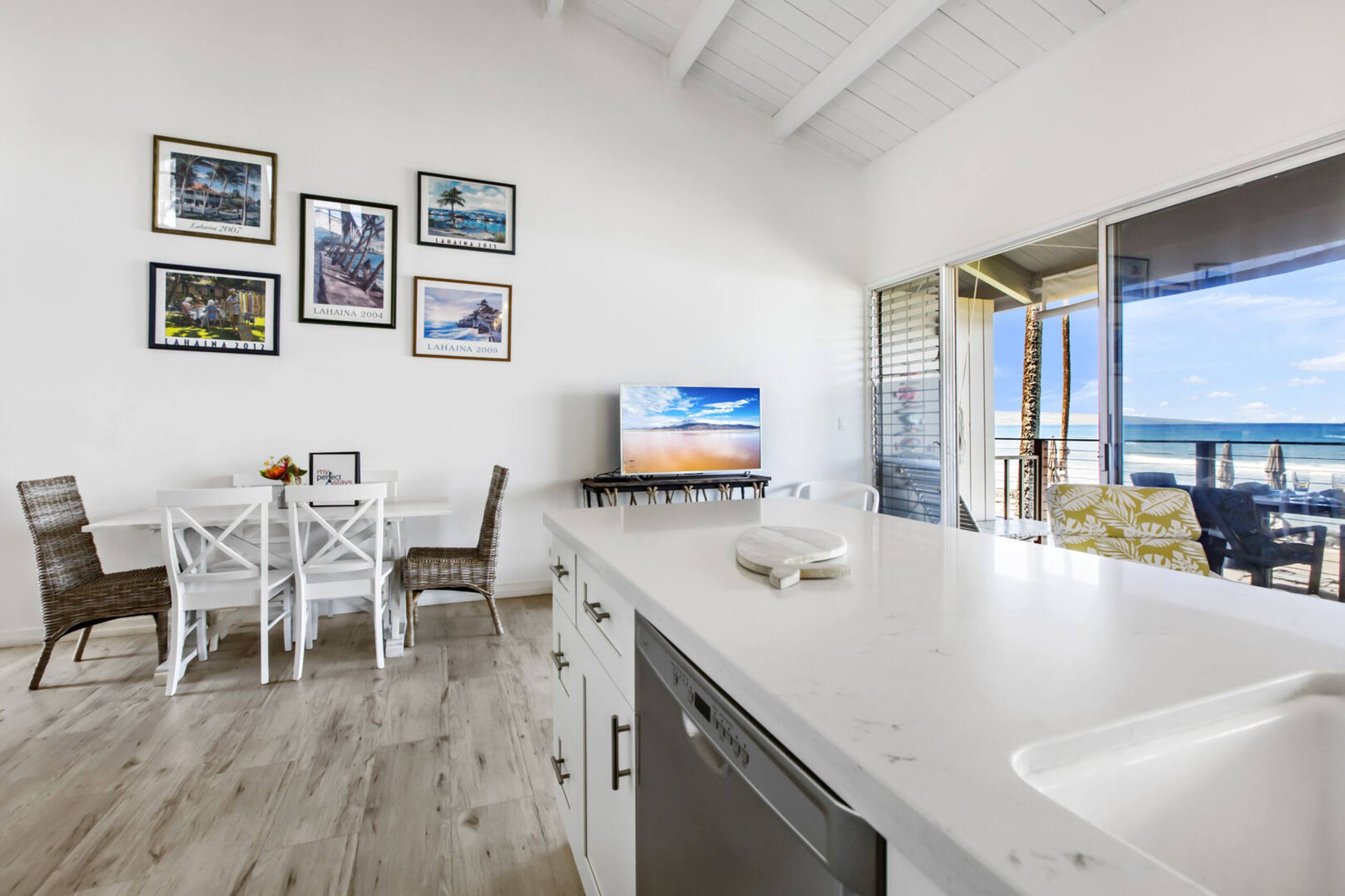 Condo in Lahaina · ★4.65 · 3 bedrooms · 4 beds · 2 baths - Image 11