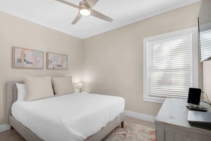 Dormitorio de invitados en el primer piso