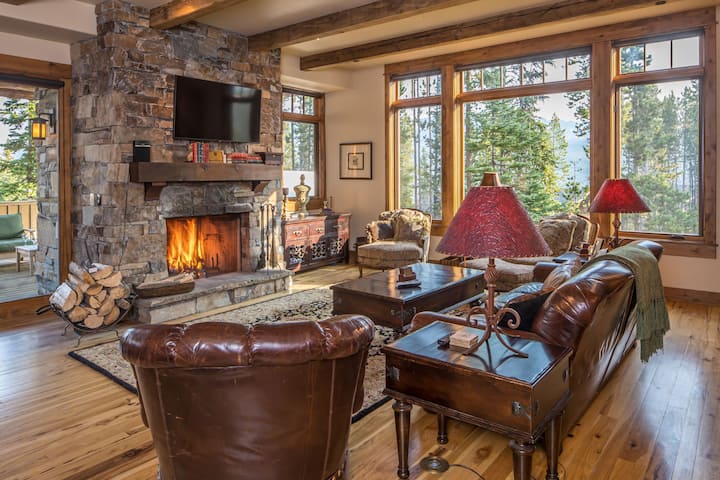Bear Paw Den | Hot Tub, Luxury Retreat, Ski Access - Big Sky, MT