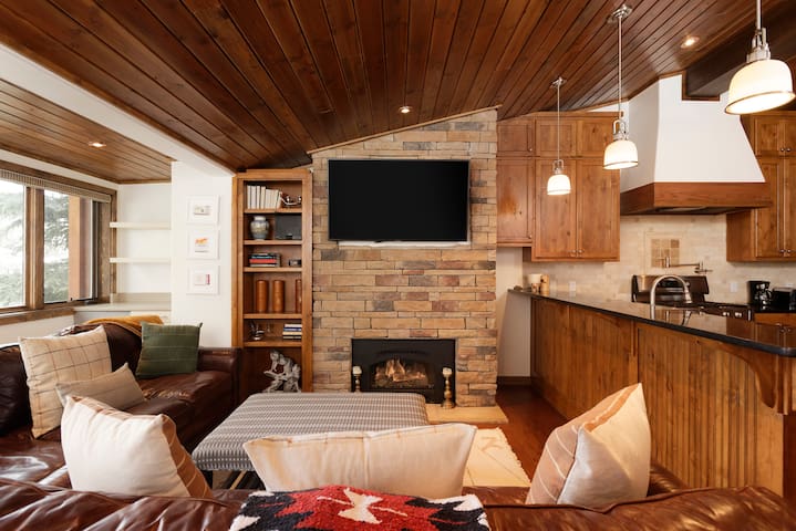 SkyRun Vacation Rentals managed Airbnb listing 3