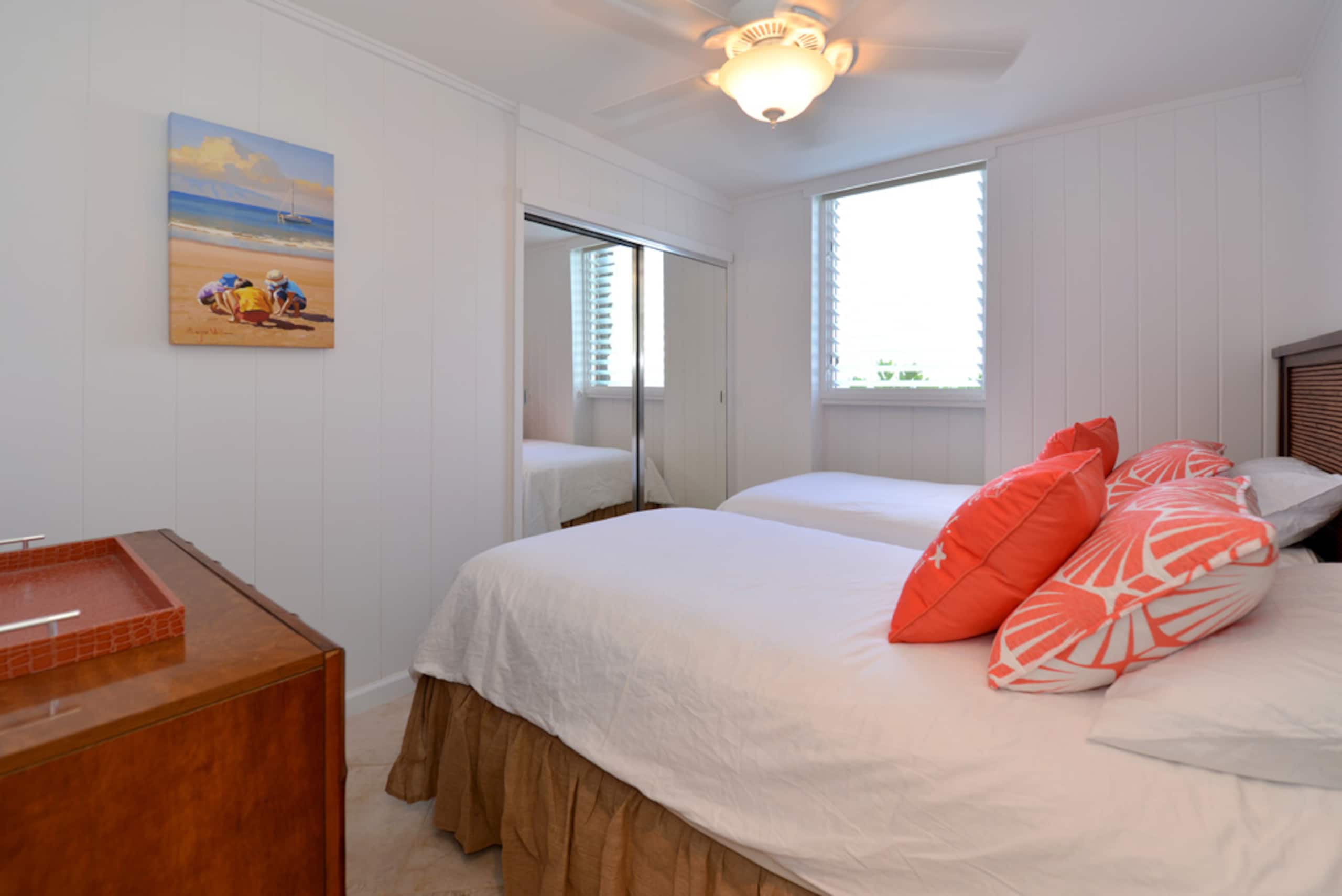 Condo in Lahaina · ★4.77 · 2 bedrooms · 5 beds · 1 bath - Image 18
