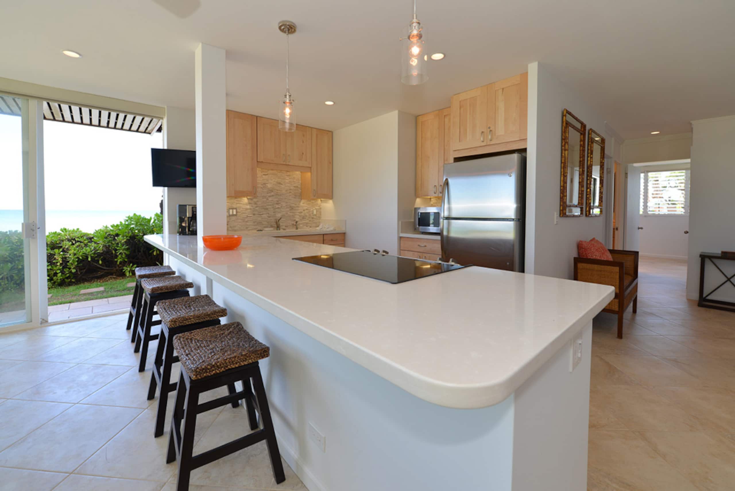Condo in Lahaina · ★4.77 · 2 bedrooms · 5 beds · 1 bath - Image 9