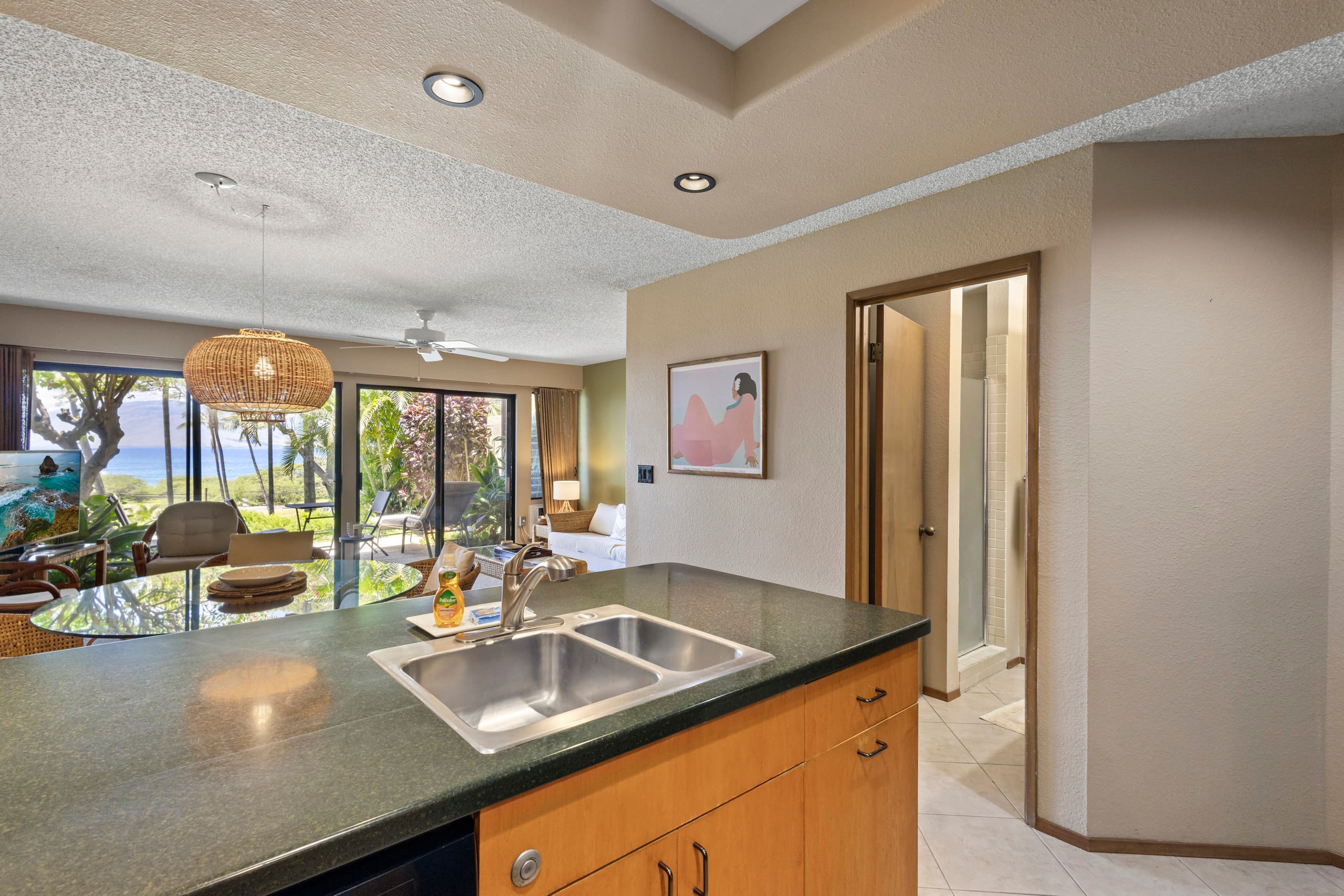 Condo in Kihei · ★5.0 · 1 bedroom · 2 beds · 2 baths - Image 12