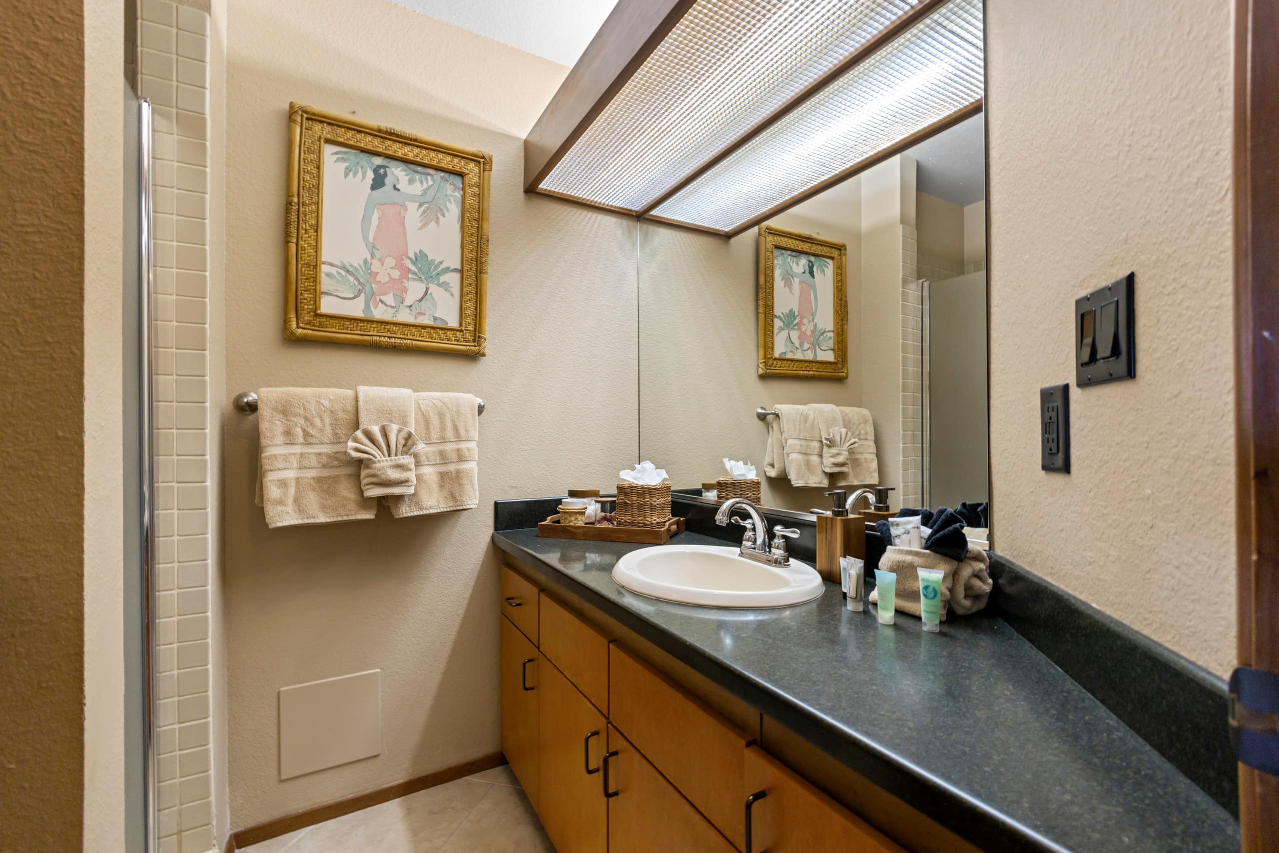 Condo in Kihei · ★5.0 · 1 bedroom · 2 beds · 2 baths - Image 20