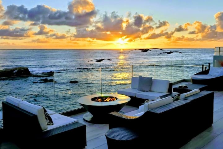 Sea Glass La Jolla | 3BR Oceanfront Retreat